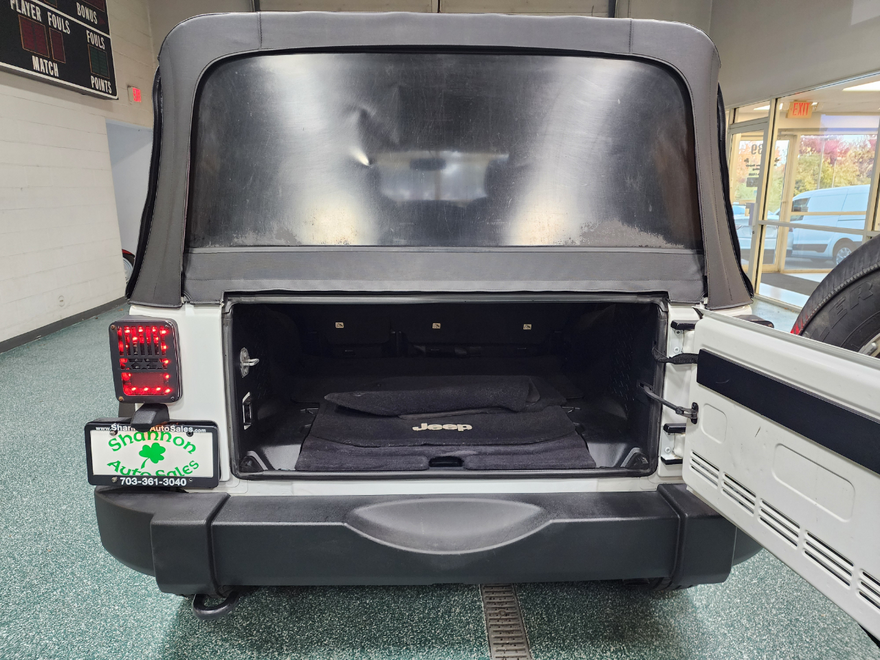 Jeep Wrangler Unlimited 4WD 4dr Sport 2016 Jeep Wrangler Unlimited 4WD 4dr Sport 2016