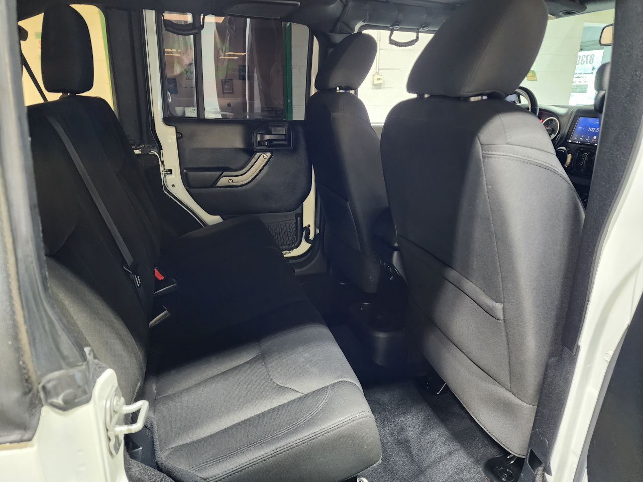 Jeep Wrangler Unlimited 4WD 4dr Sport 2016 Jeep Wrangler Unlimited 4WD 4dr Sport 2016