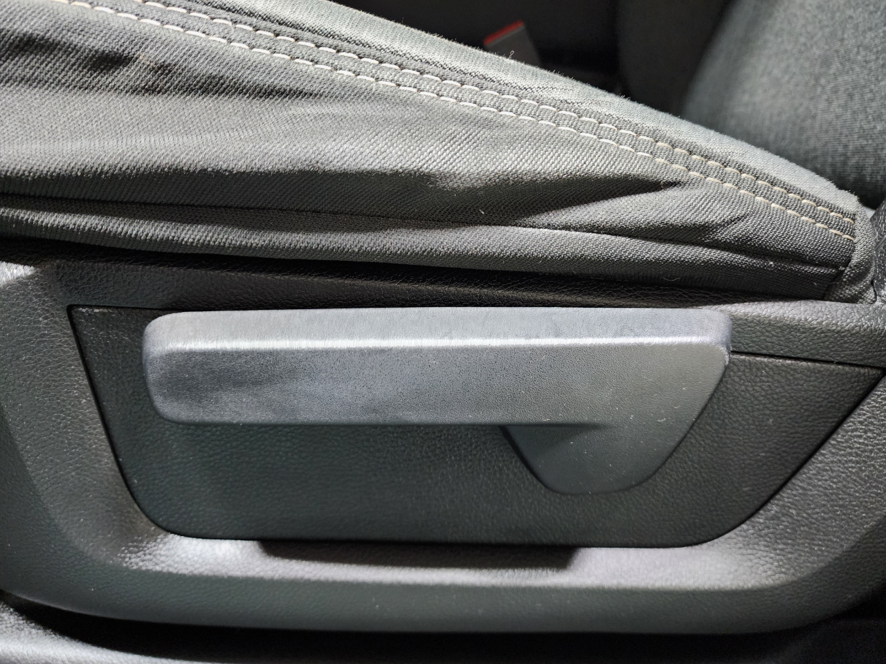 RAM 3500 Tradesman 4x4 Crew Cab 6'4" Box 2024 RAM 3500 Tradesman 4x4 Crew Cab 6'4" Box 2024