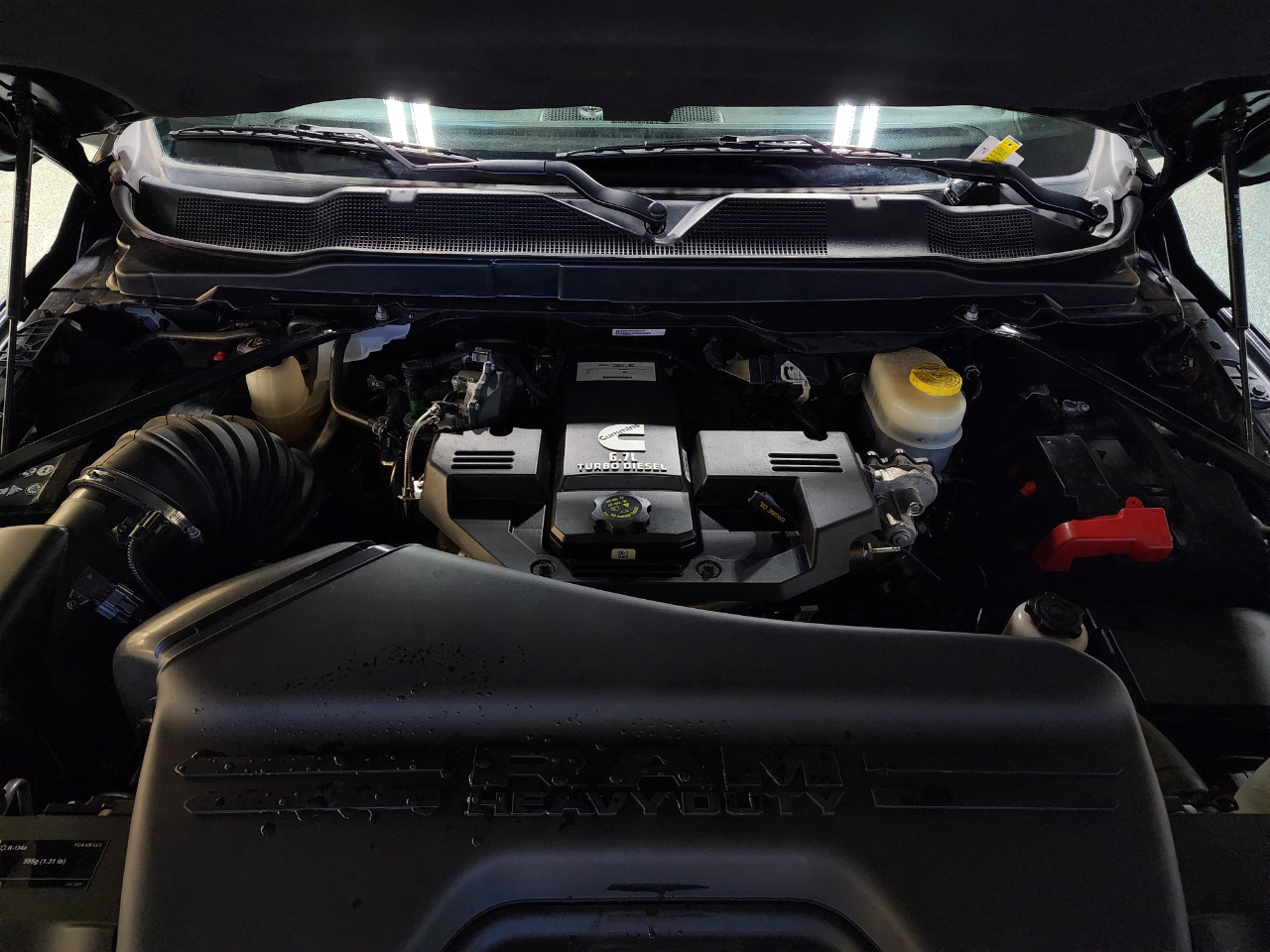 RAM 3500 Tradesman 4x4 Crew Cab 6'4" Box 2024 RAM 3500 Tradesman 4x4 Crew Cab 6'4" Box 2024