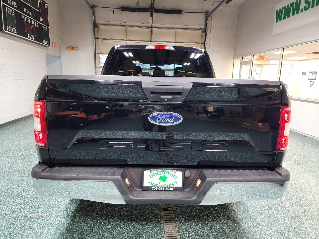 Ford F-150 XLT 4WD SuperCrew 5.5' Box 2018 Ford F-150 XLT 4WD SuperCrew 5.5' Box 2018