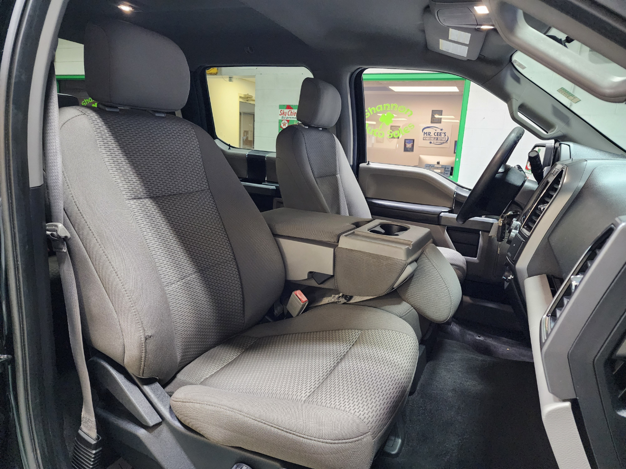 Ford F-150 XLT 4WD SuperCrew 5.5' Box 2018 Ford F-150 XLT 4WD SuperCrew 5.5' Box 2018