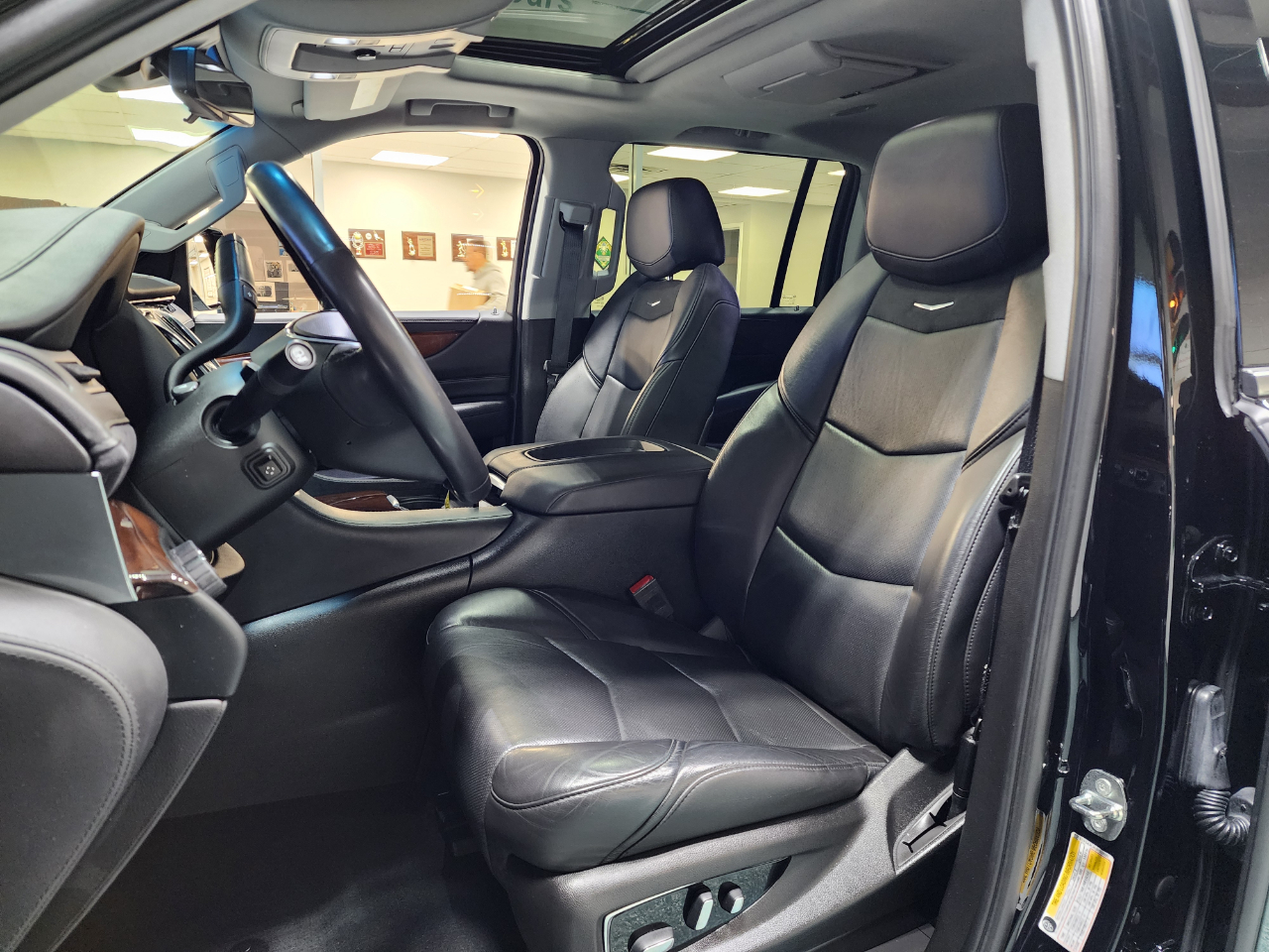 Cadillac Escalade ESV 4WD 4dr Premium Luxury 2018 Cadillac Escalade ESV 4WD 4dr Premium Luxury 2018