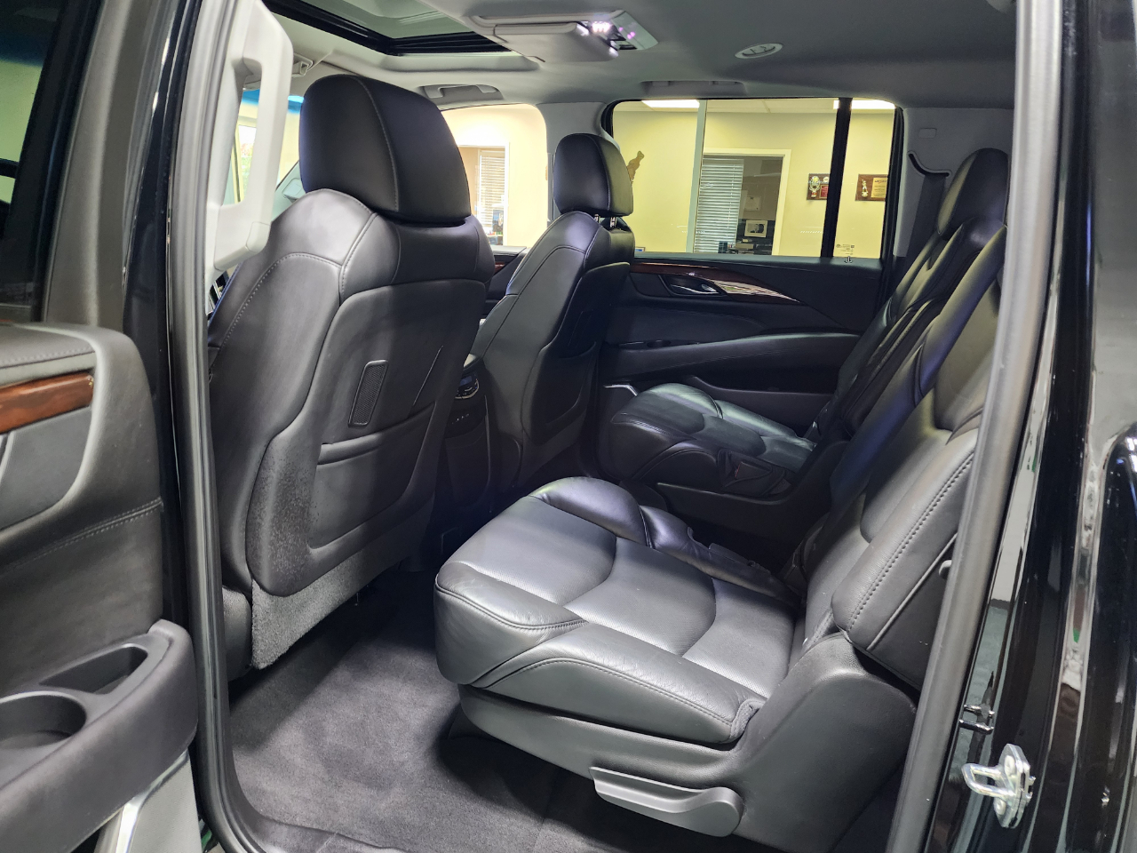 Cadillac Escalade ESV 4WD 4dr Premium Luxury 2018 Cadillac Escalade ESV 4WD 4dr Premium Luxury 2018