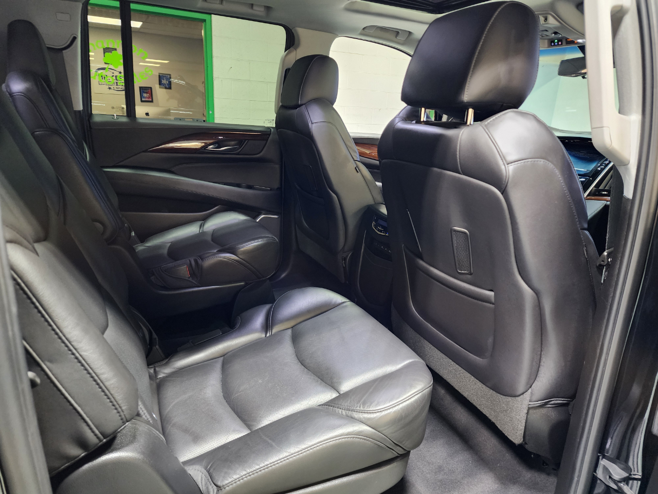 Cadillac Escalade ESV 4WD 4dr Premium Luxury 2018 Cadillac Escalade ESV 4WD 4dr Premium Luxury 2018