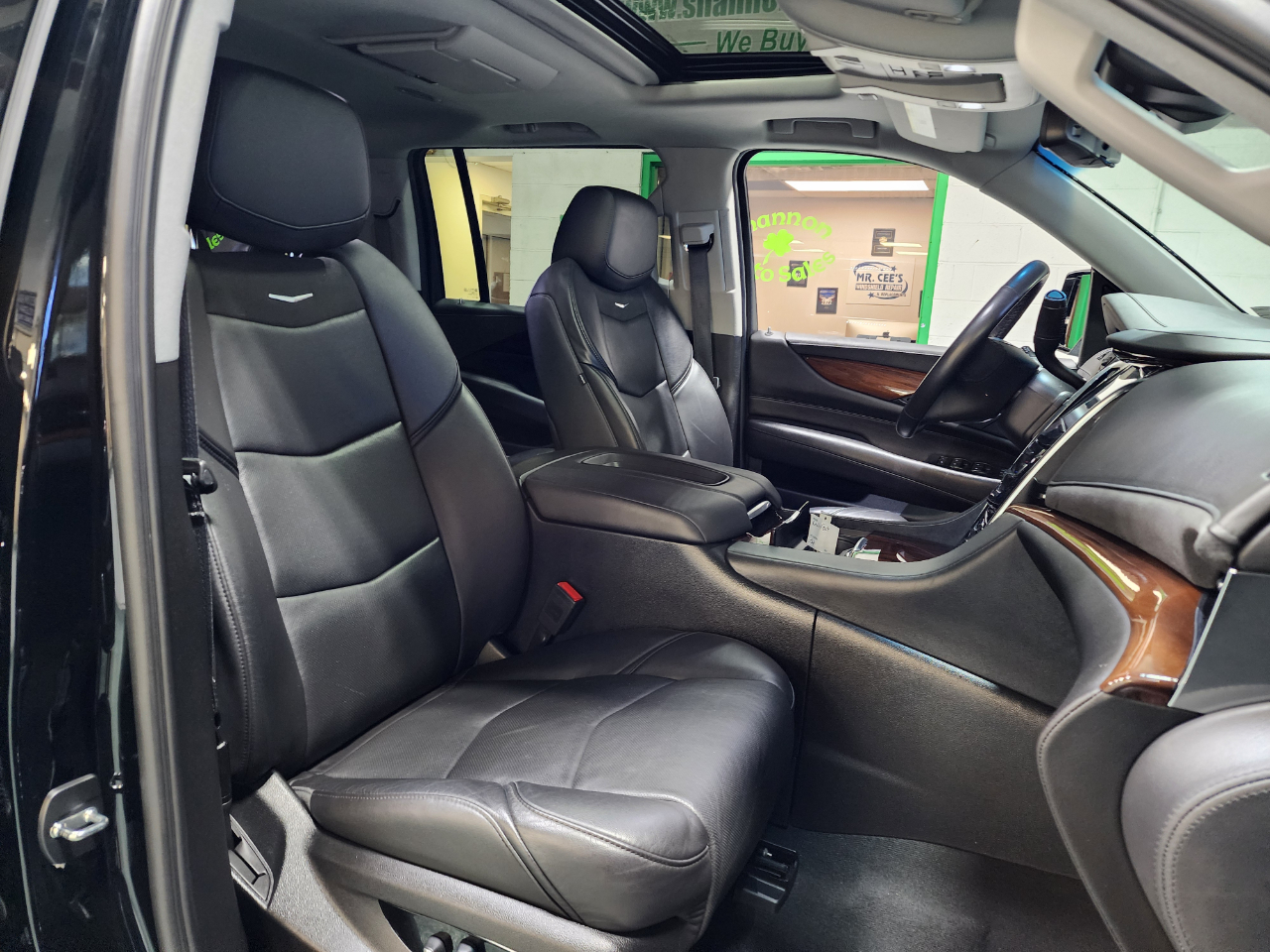 Cadillac Escalade ESV 4WD 4dr Premium Luxury 2018 Cadillac Escalade ESV 4WD 4dr Premium Luxury 2018