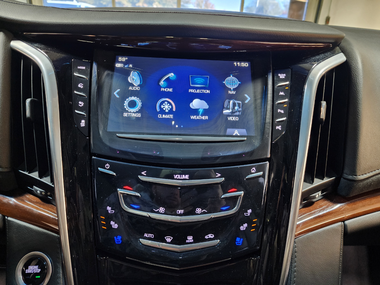 Cadillac Escalade ESV 4WD 4dr Premium Luxury 2018 Cadillac Escalade ESV 4WD 4dr Premium Luxury 2018