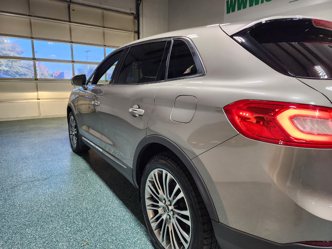 Lincoln MKX AWD 4dr Reserve 2016 Lincoln MKX AWD 4dr Reserve 2016