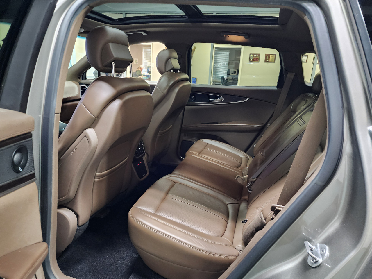 Lincoln MKX AWD 4dr Reserve 2016 Lincoln MKX AWD 4dr Reserve 2016