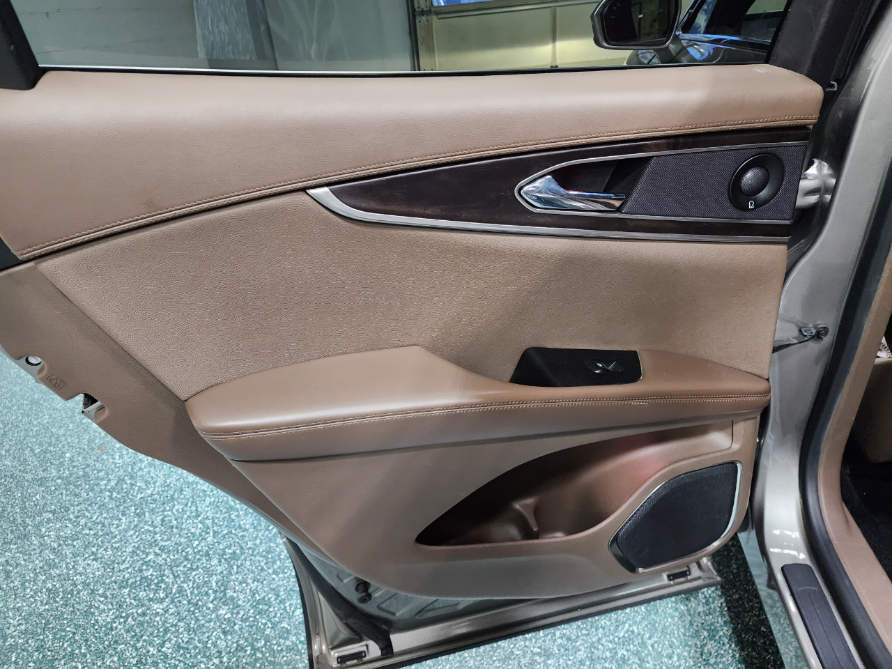 Lincoln MKX AWD 4dr Reserve 2016 Lincoln MKX AWD 4dr Reserve 2016