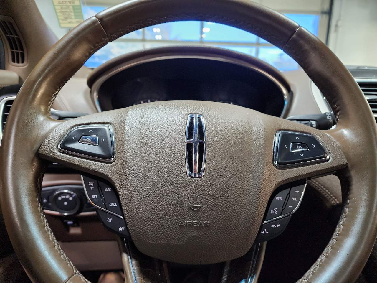 Lincoln MKX AWD 4dr Reserve 2016 Lincoln MKX AWD 4dr Reserve 2016