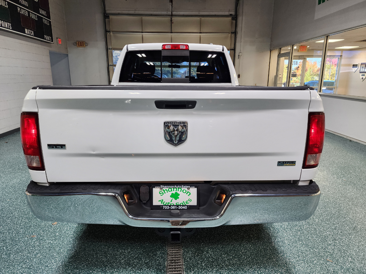 Dodge Ram 1500 2WD Quad Cab 140.5" SLT 2010 Dodge Ram 1500 2WD Quad Cab 140.5" SLT 2010