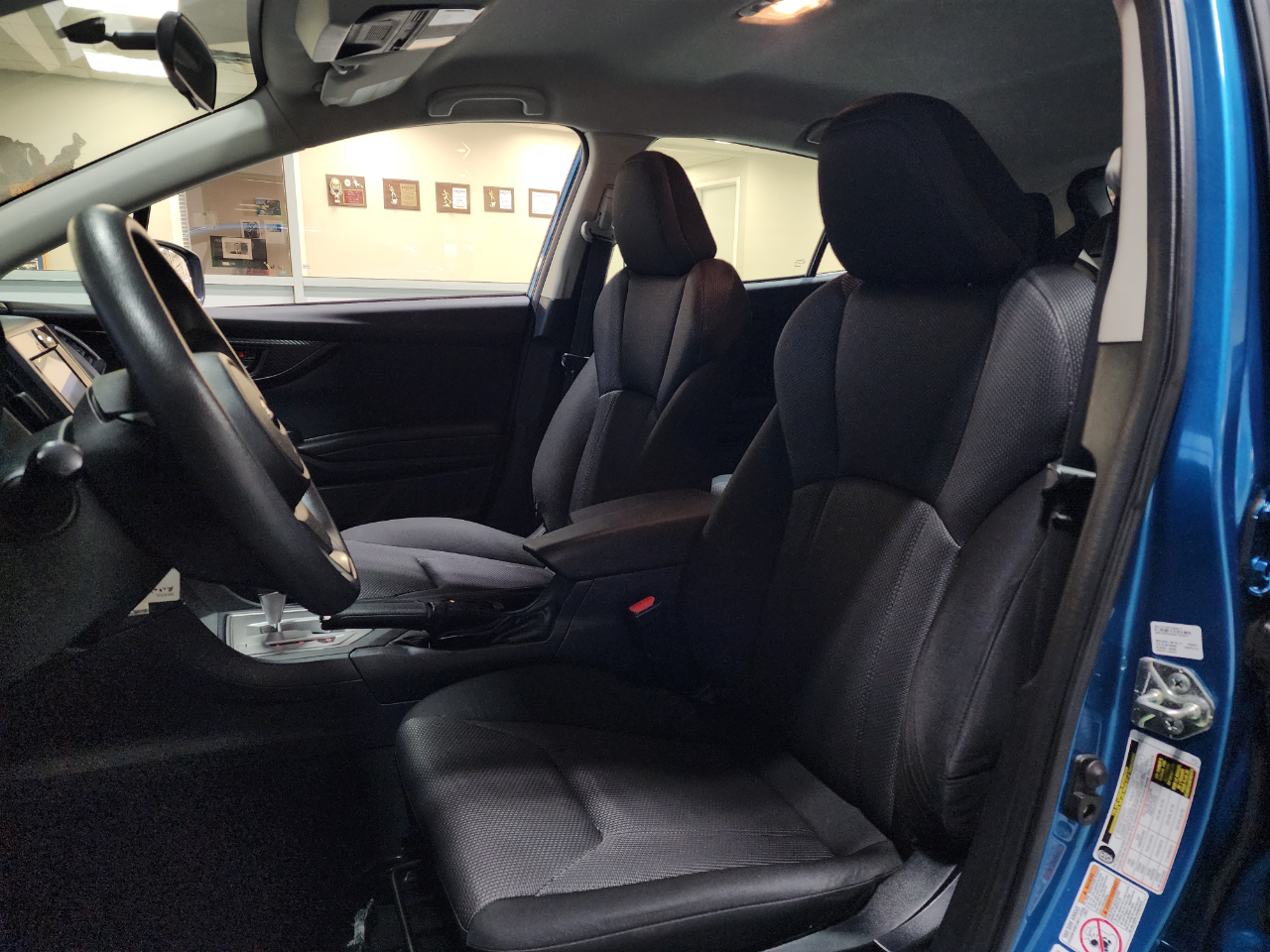 Subaru Impreza 2.0i 5-door CVT 2018 Subaru Impreza 2.0i 5-door CVT 2018