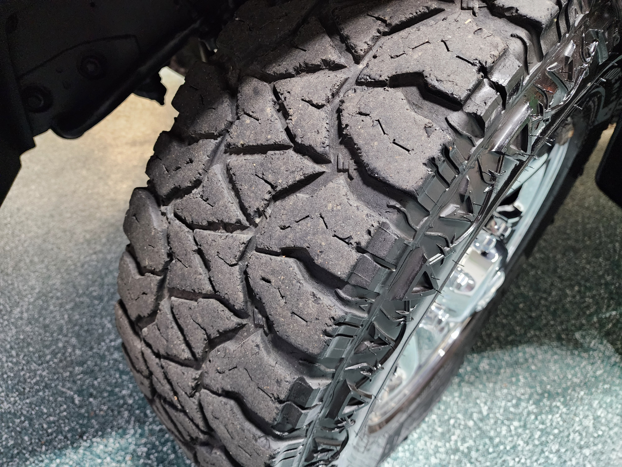 RAM 2500 Tradesman 4x4 Crew Cab 6'4" Box 2017 RAM 2500 Tradesman 4x4 Crew Cab 6'4" Box 2017