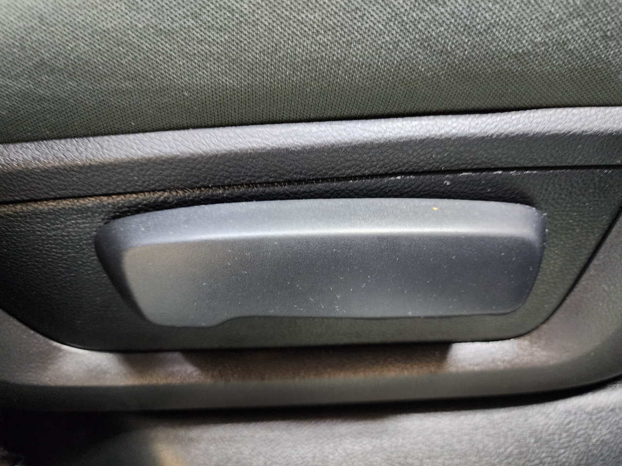 RAM 2500 Tradesman 4x4 Crew Cab 6'4" Box 2017 RAM 2500 Tradesman 4x4 Crew Cab 6'4" Box 2017