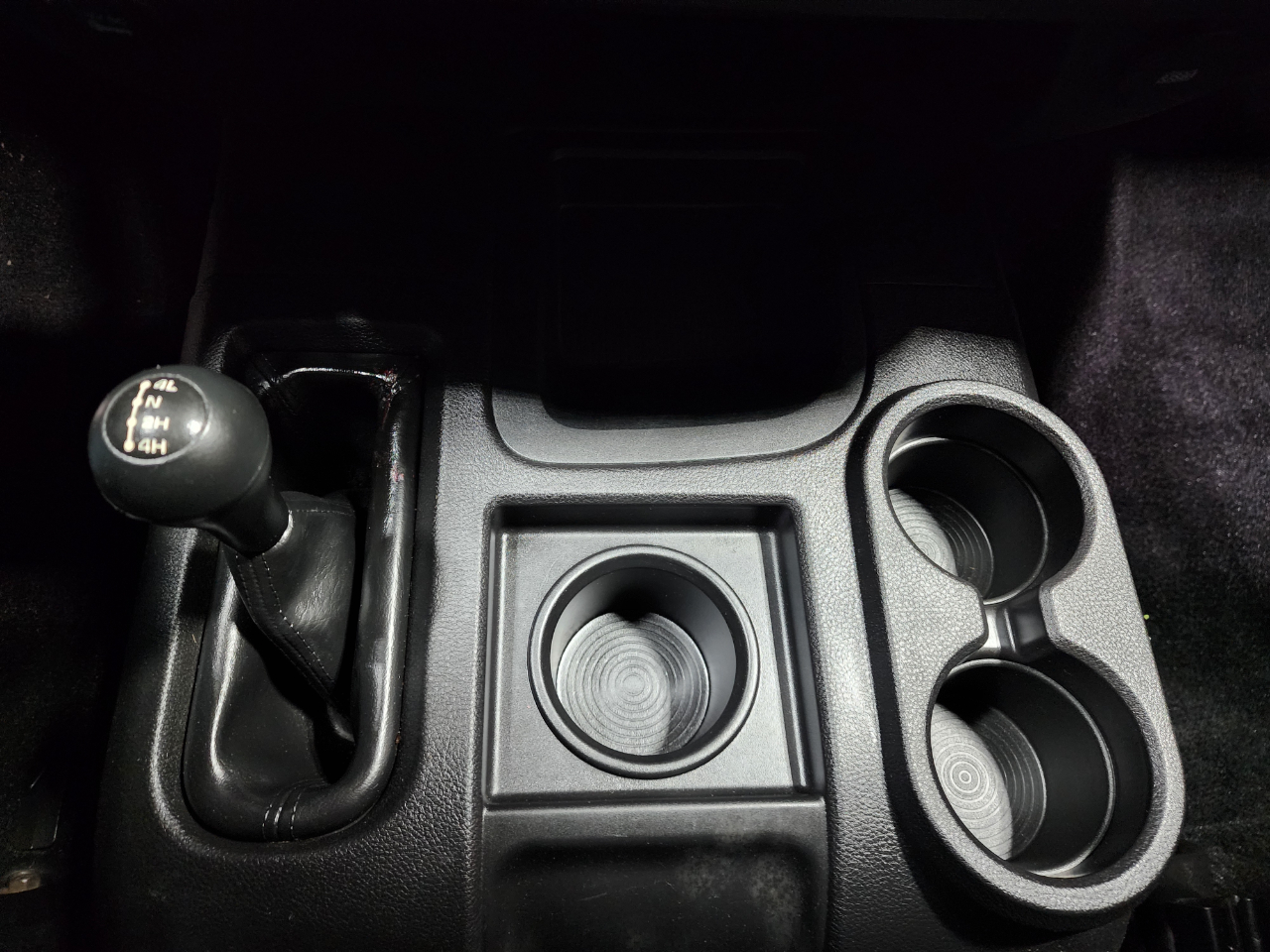 RAM 2500 Tradesman 4x4 Crew Cab 6'4" Box 2017 RAM 2500 Tradesman 4x4 Crew Cab 6'4" Box 2017