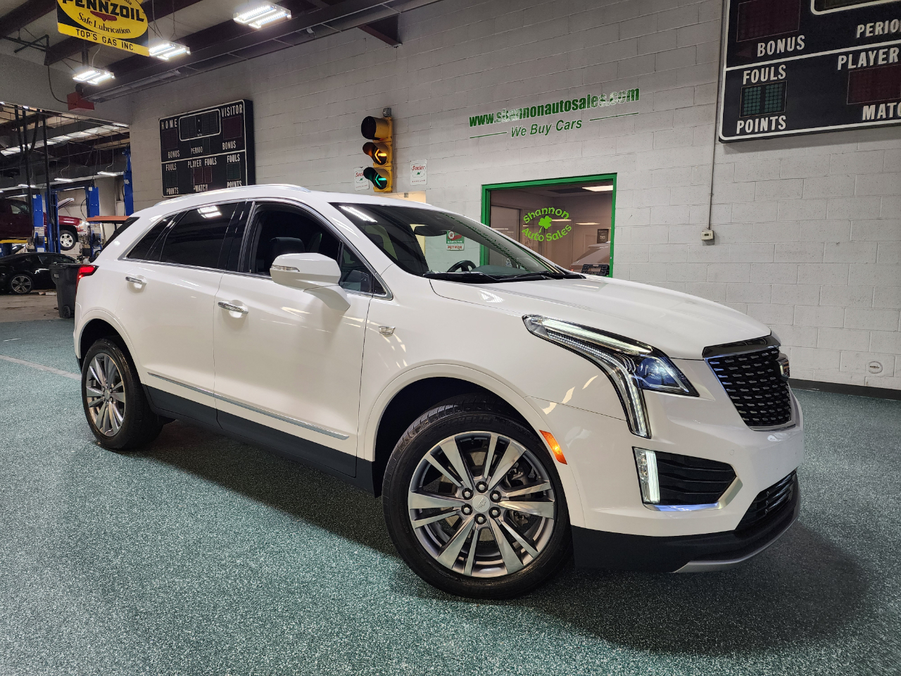 Cadillac XT5 FWD 4dr Premium Luxury 2024 Cadillac XT5 FWD 4dr Premium Luxury 2024