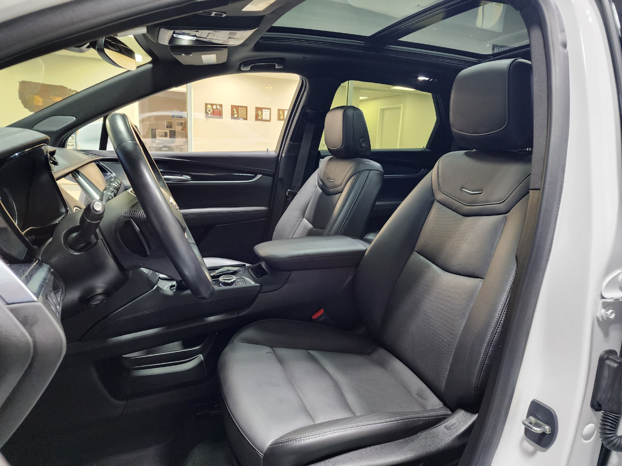 Cadillac XT5 FWD 4dr Premium Luxury 2024 Cadillac XT5 FWD 4dr Premium Luxury 2024