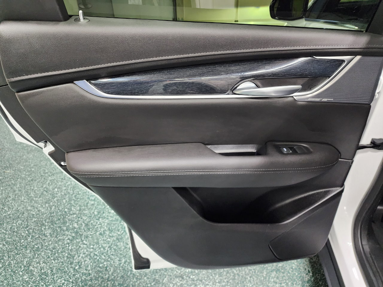 Cadillac XT5 FWD 4dr Premium Luxury 2024 Cadillac XT5 FWD 4dr Premium Luxury 2024