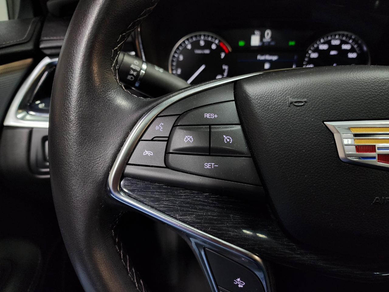 Cadillac XT5 FWD 4dr Premium Luxury 2024 Cadillac XT5 FWD 4dr Premium Luxury 2024