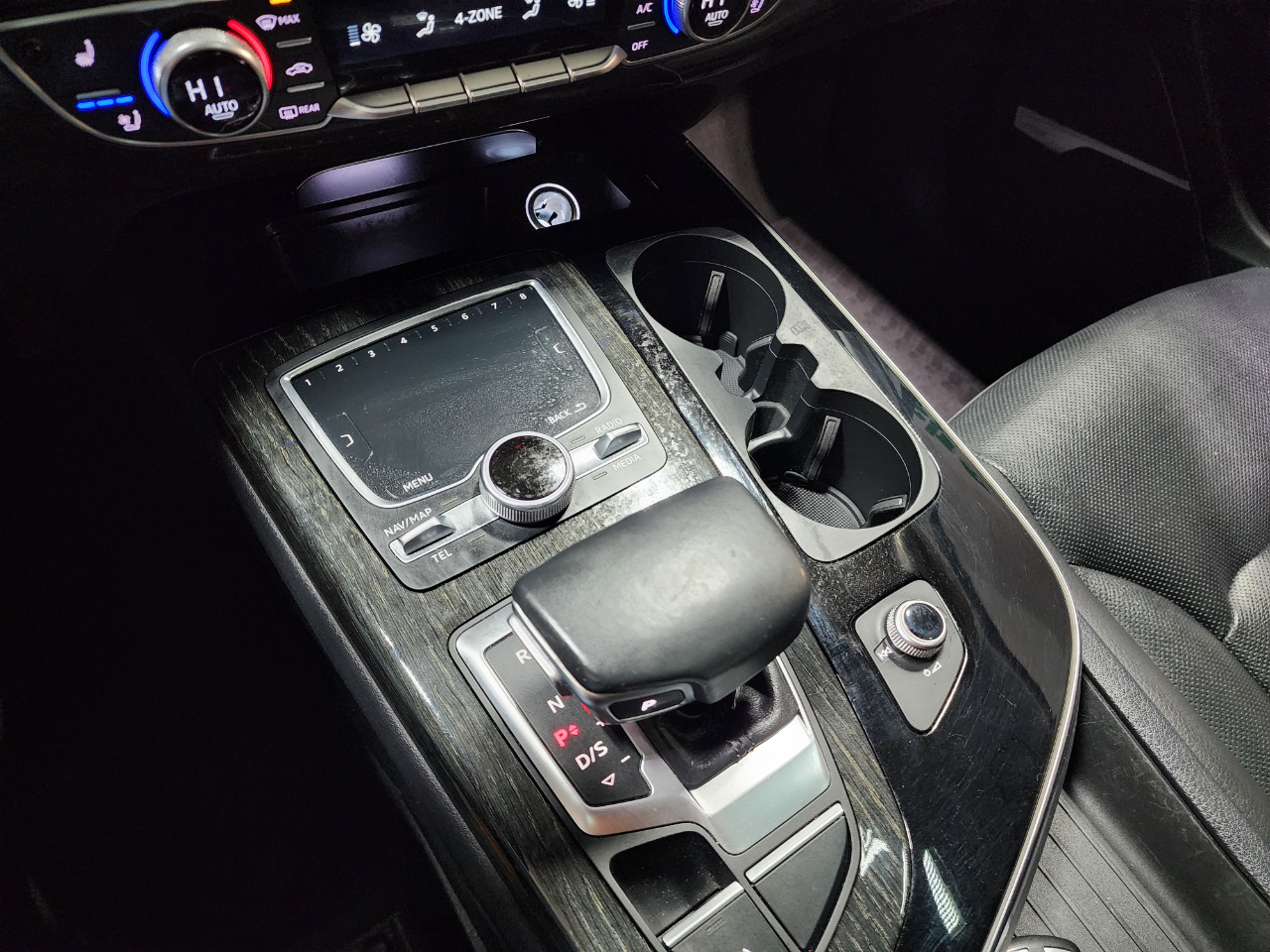 Audi Q7 Prestige 55 TFSI quattro 2019 Audi Q7 Prestige 55 TFSI quattro 2019