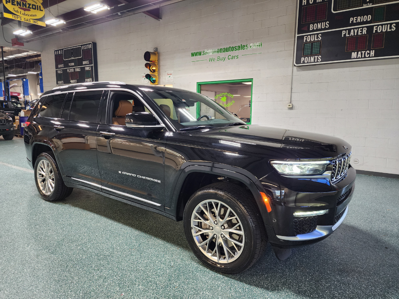 Jeep Grand Cherokee L Summit 4x4 2022 Jeep Grand Cherokee L Summit 4x4 2022