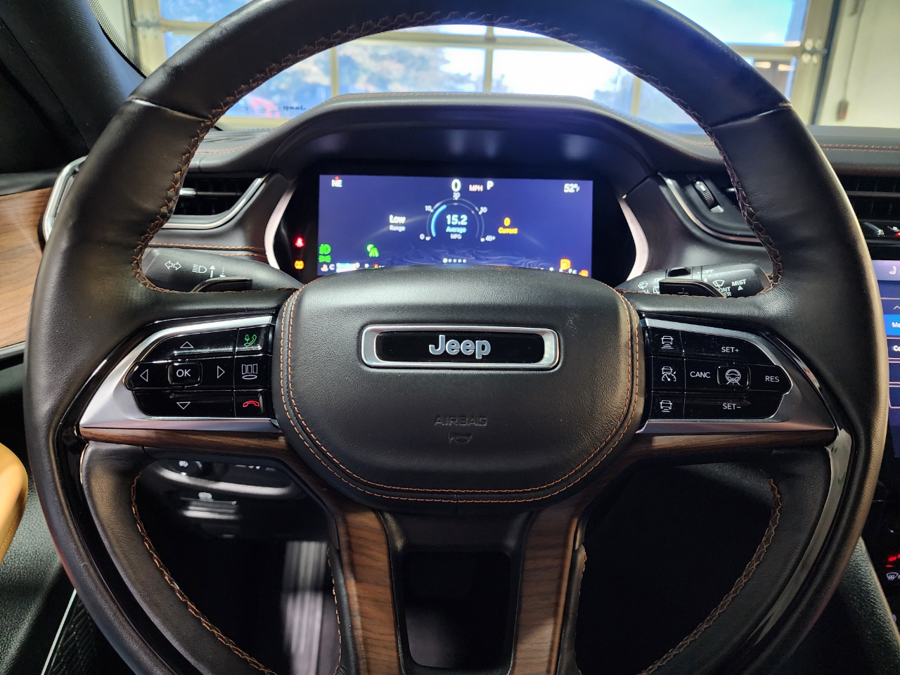 Jeep Grand Cherokee L Summit 4x4 2022 Jeep Grand Cherokee L Summit 4x4 2022