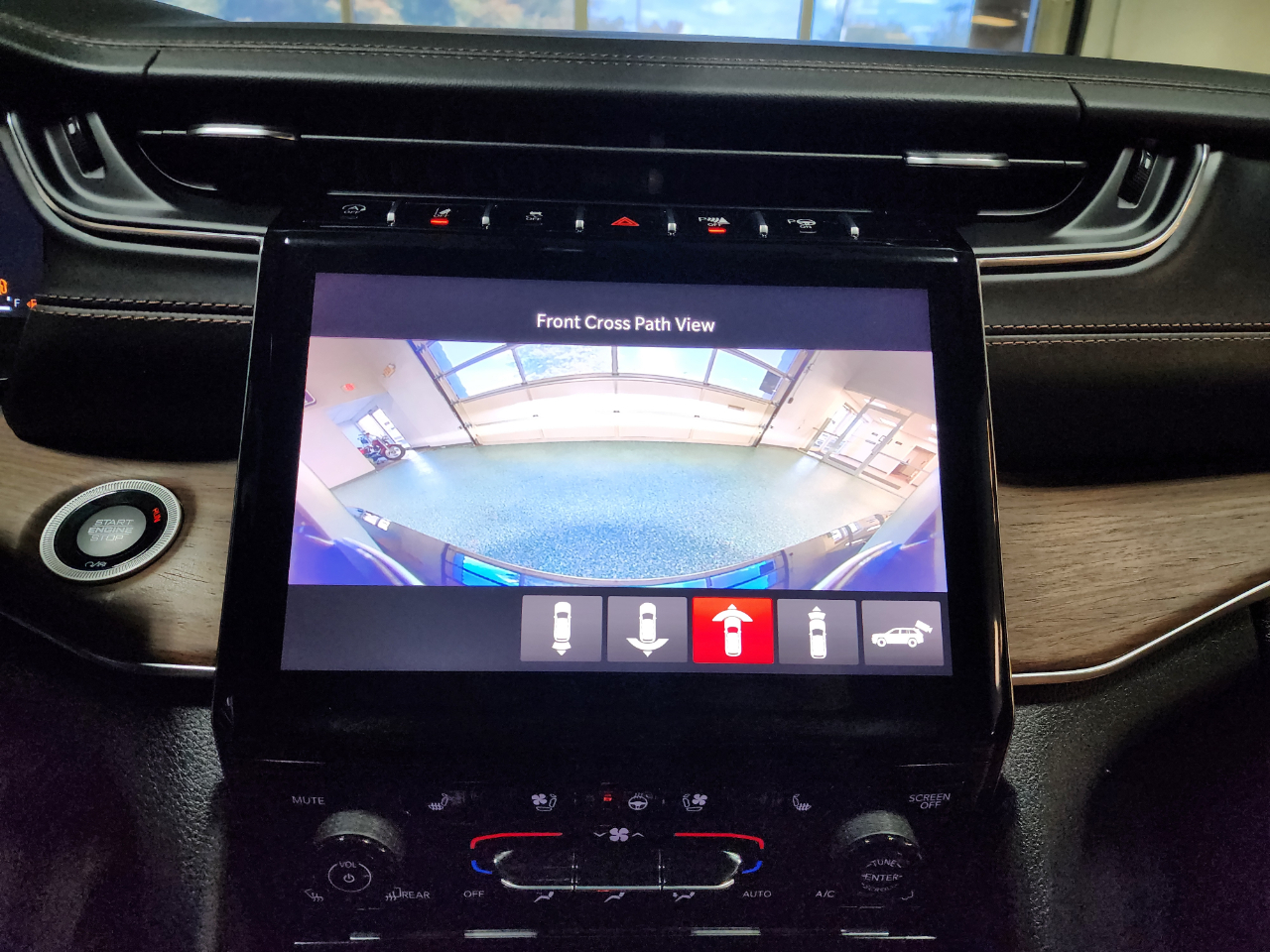 Jeep Grand Cherokee L Summit 4x4 2022 Jeep Grand Cherokee L Summit 4x4 2022