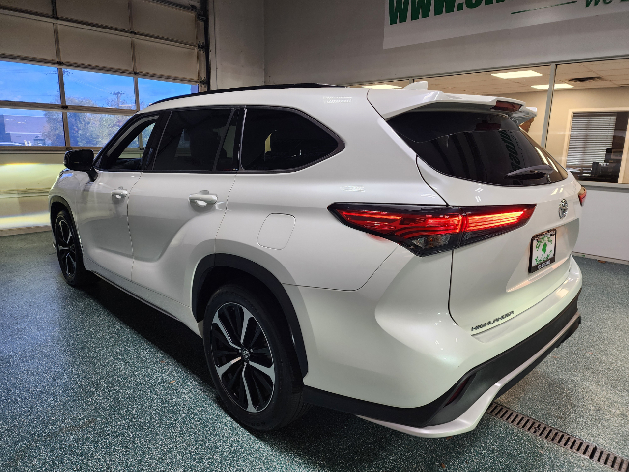 Toyota Highlander XSE FWD (Natl) 2021 Toyota Highlander XSE FWD (Natl) 2021