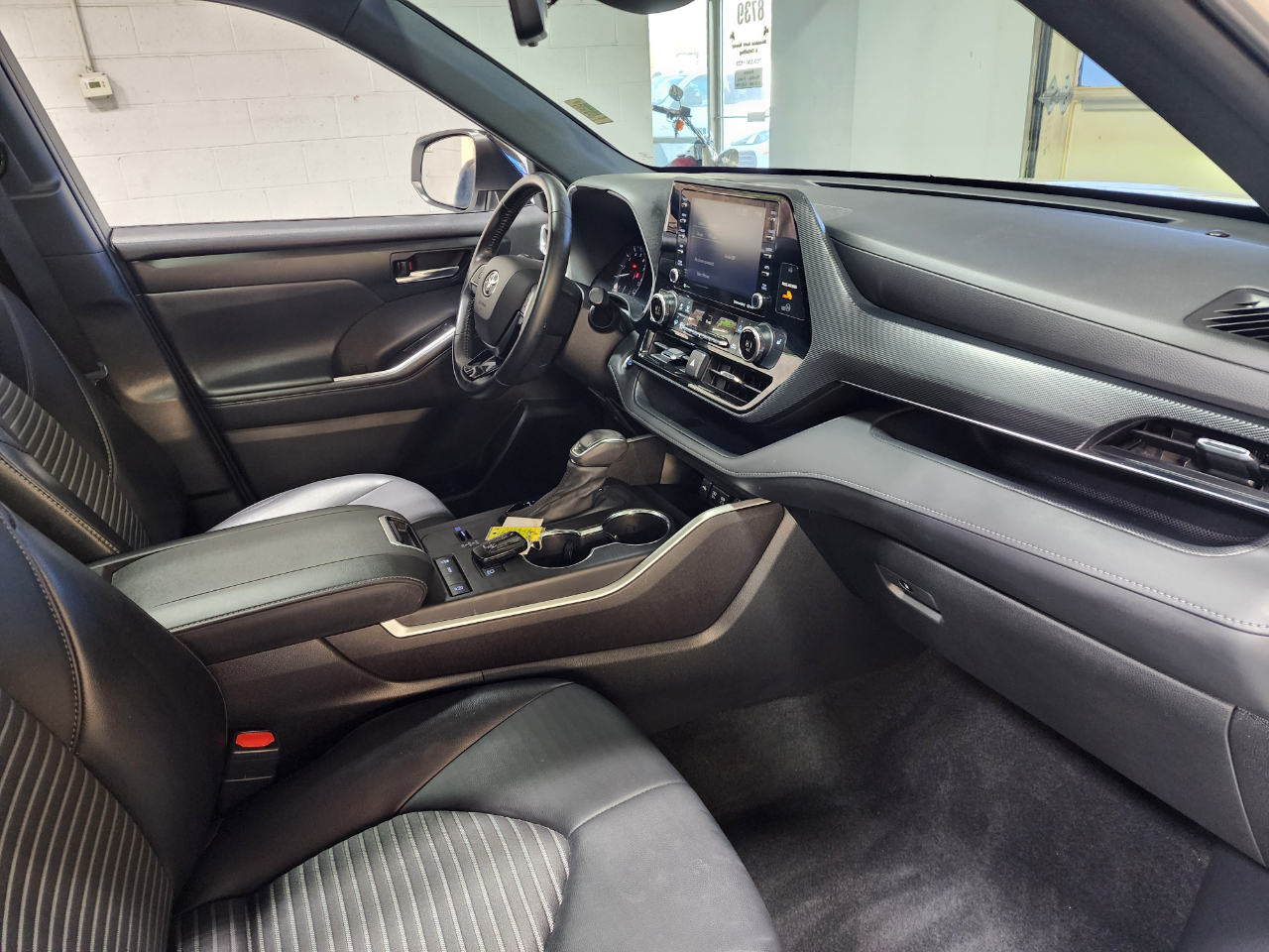 Toyota Highlander XSE FWD (Natl) 2021 Toyota Highlander XSE FWD (Natl) 2021