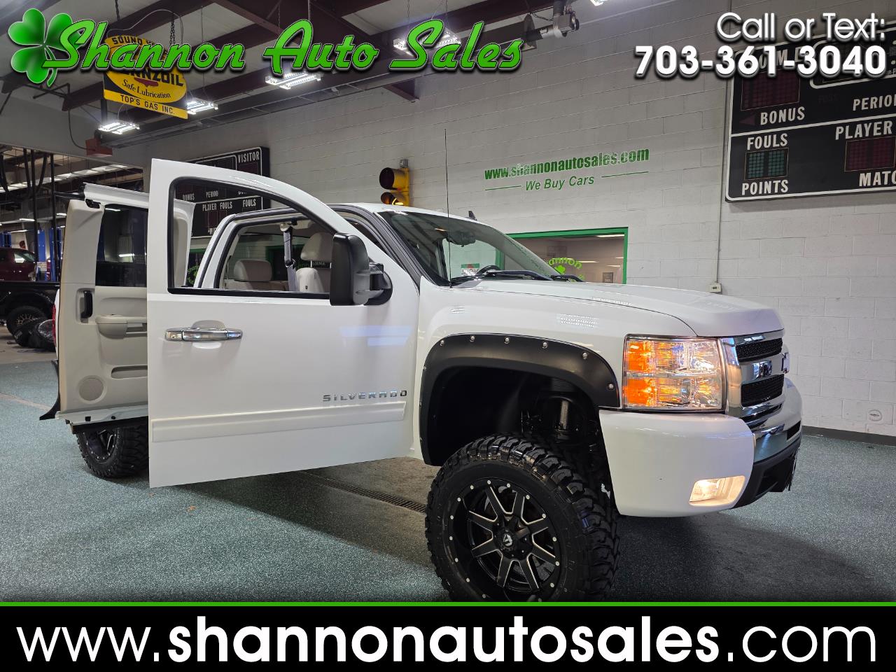 2011 Chevrolet Silverado 1500 4WD Ext Cab 143.5" LT