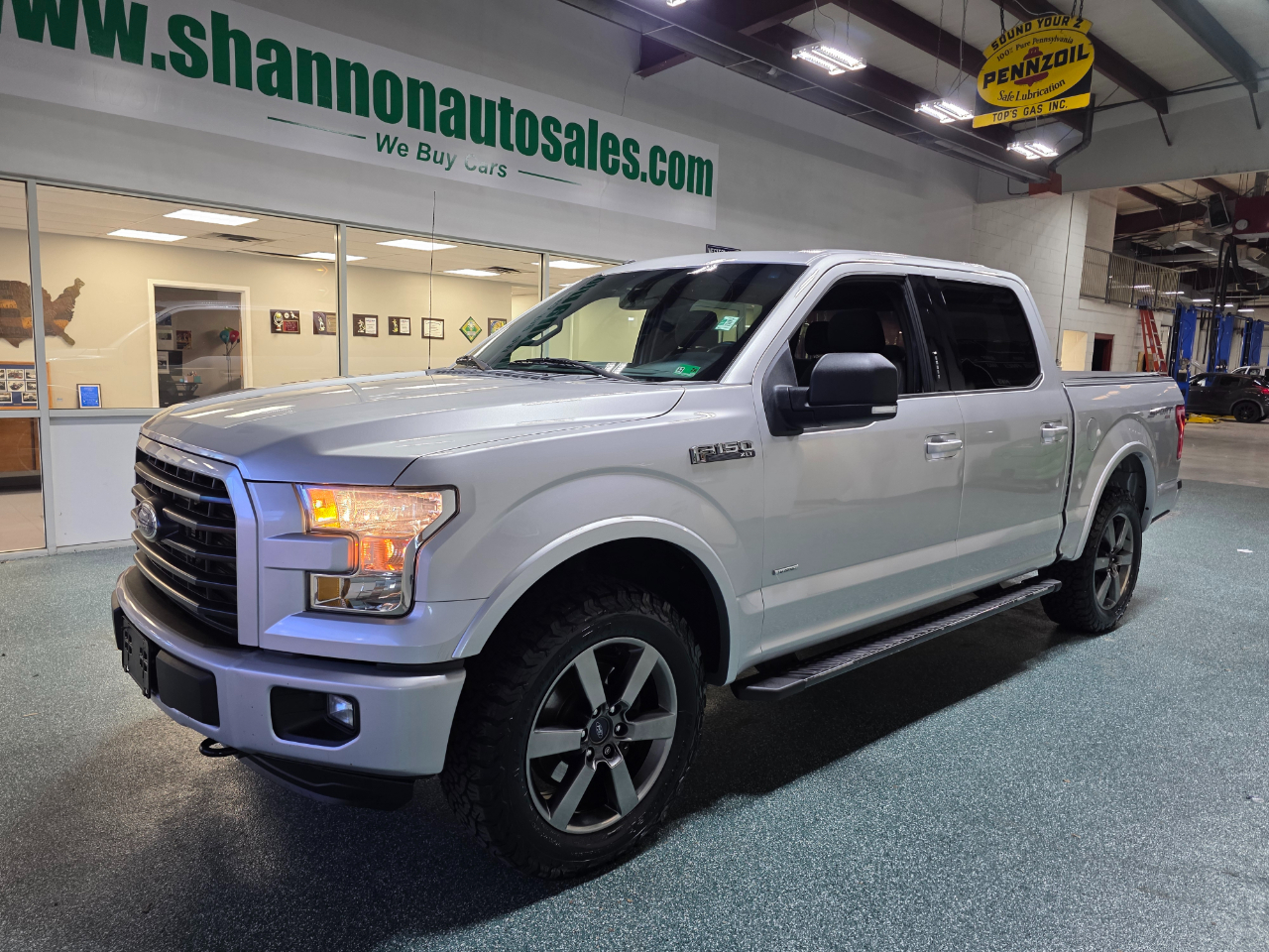 2016 Ford F-150 XLT photo 2