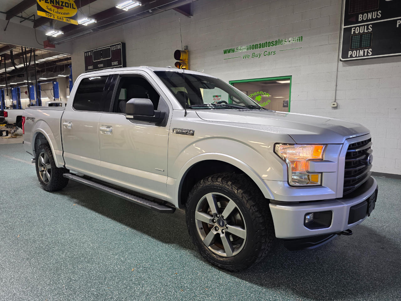 2016 Ford F-150 XLT photo 4