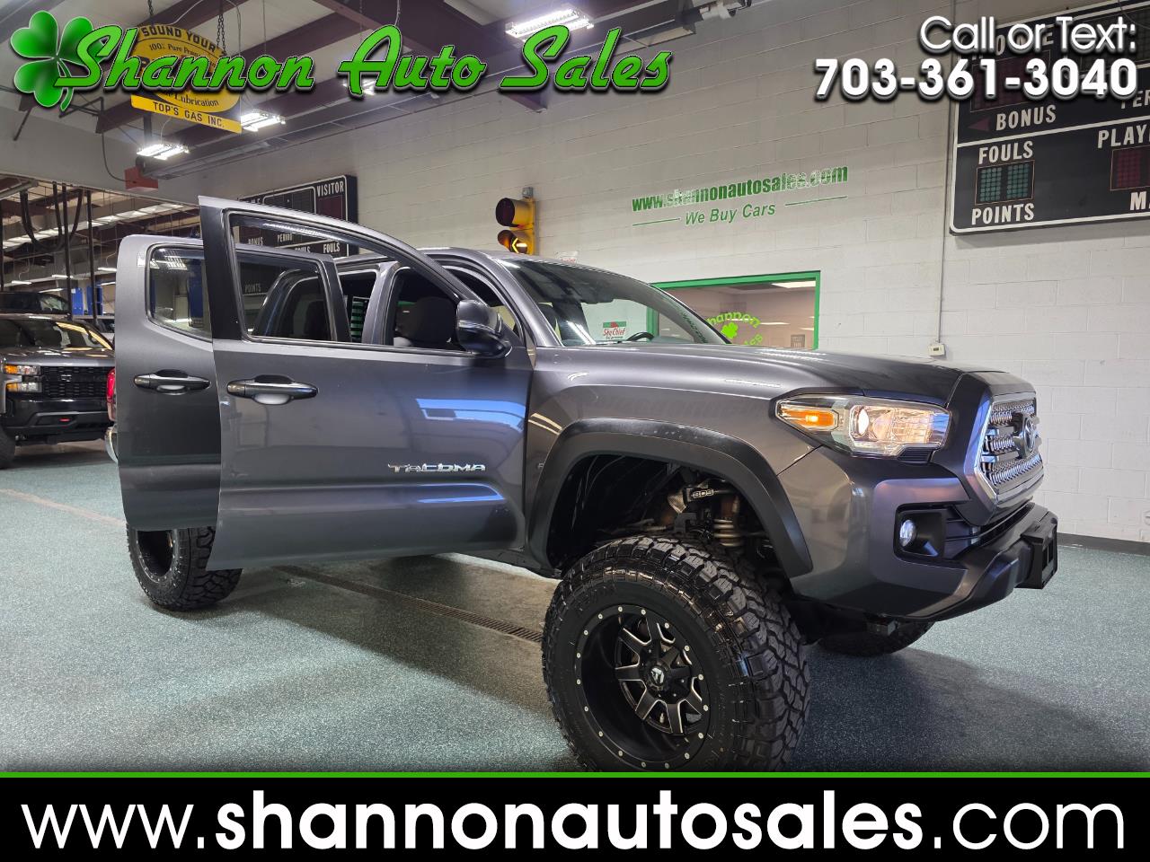 2016 Toyota Tacoma TRD Off Road's photo