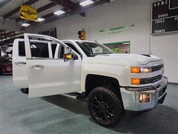 2019 Chevrolet Silverado 2500HD 4WD Crew Cab 153.7" LTZ