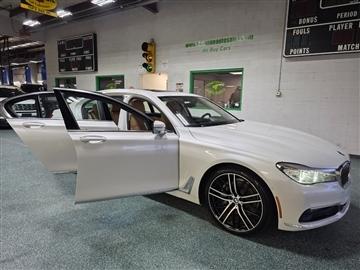 2017 BMW 7 Series 740i xDrive Sedan