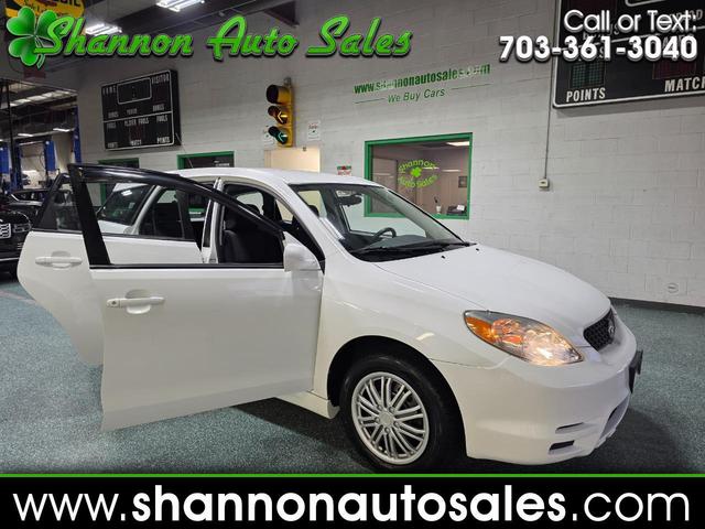 White 2004 Toyota Matrix Hatchback Automatic