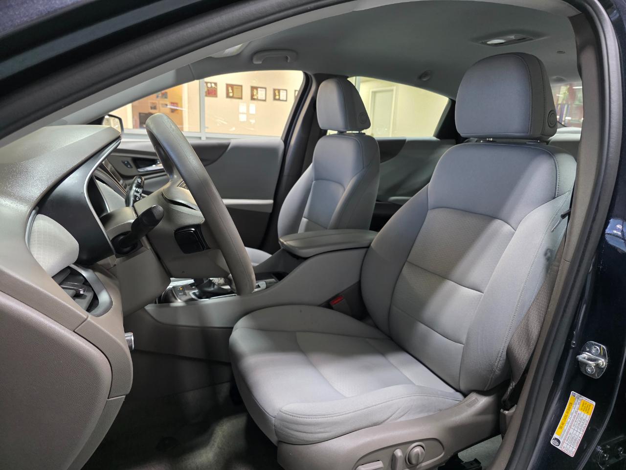 Chevrolet Malibu 4dr Sdn LT 2022