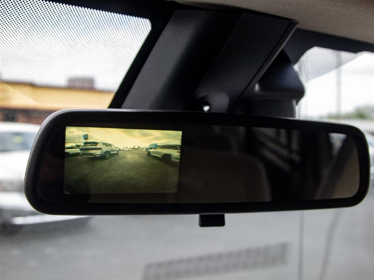 Chevrolet Express Passenger RWD 3500 155" LT 2020