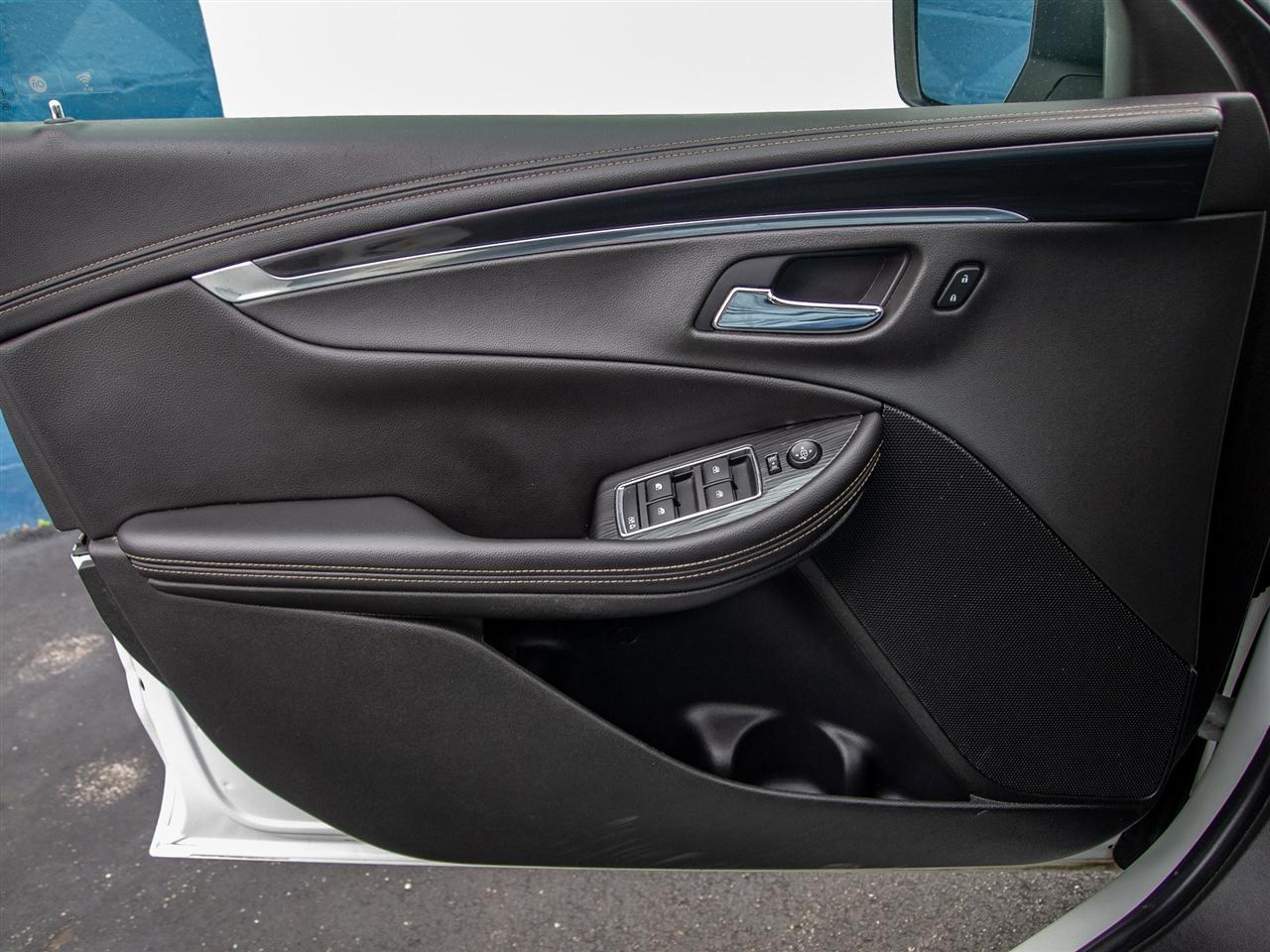 Chevrolet Impala 4dr Sdn LT w/1LT 2020