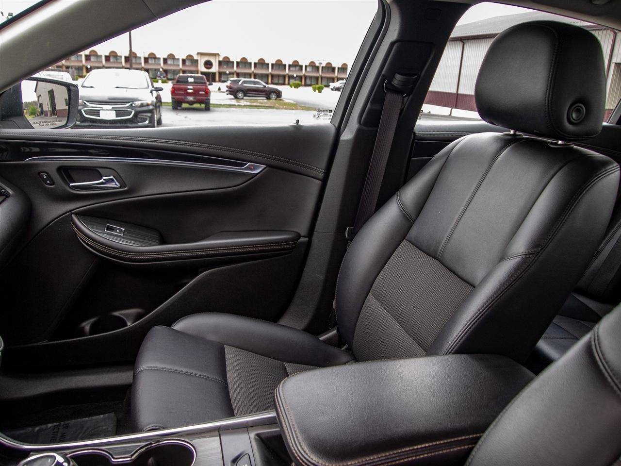 Chevrolet Impala 4dr Sdn LT w/1LT 2020