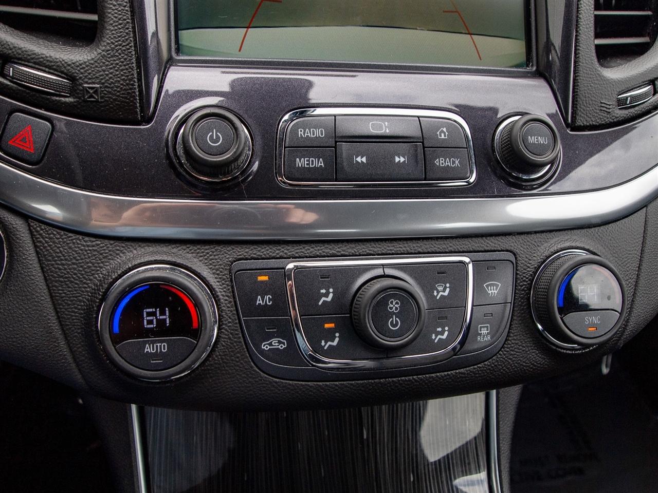 Chevrolet Impala 4dr Sdn LT w/1LT 2020