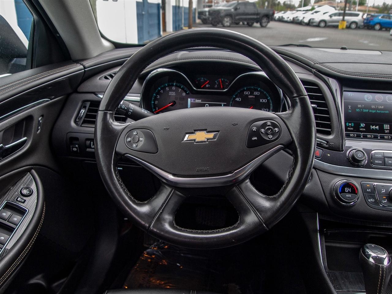 Chevrolet Impala 4dr Sdn LT w/1LT 2020