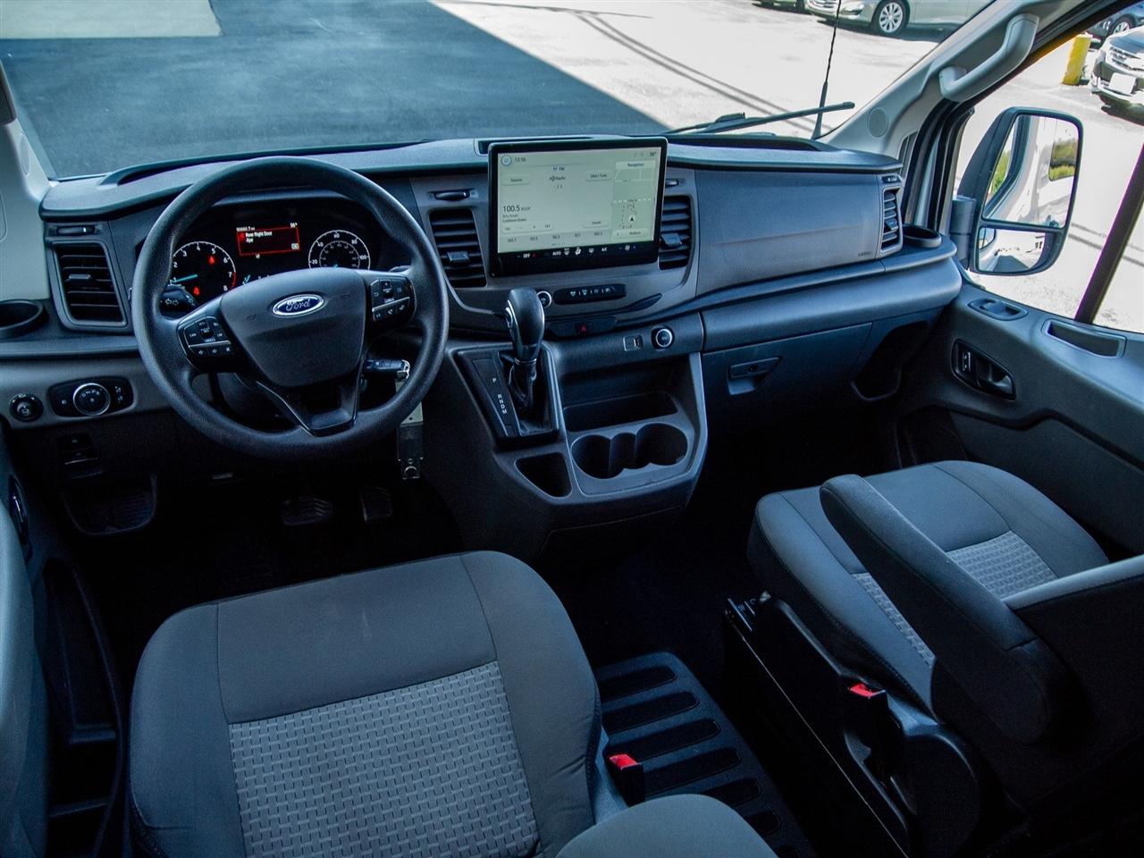 Ford Transit Passenger Wagon T-350 148" Low Roof XLT RWD 2022