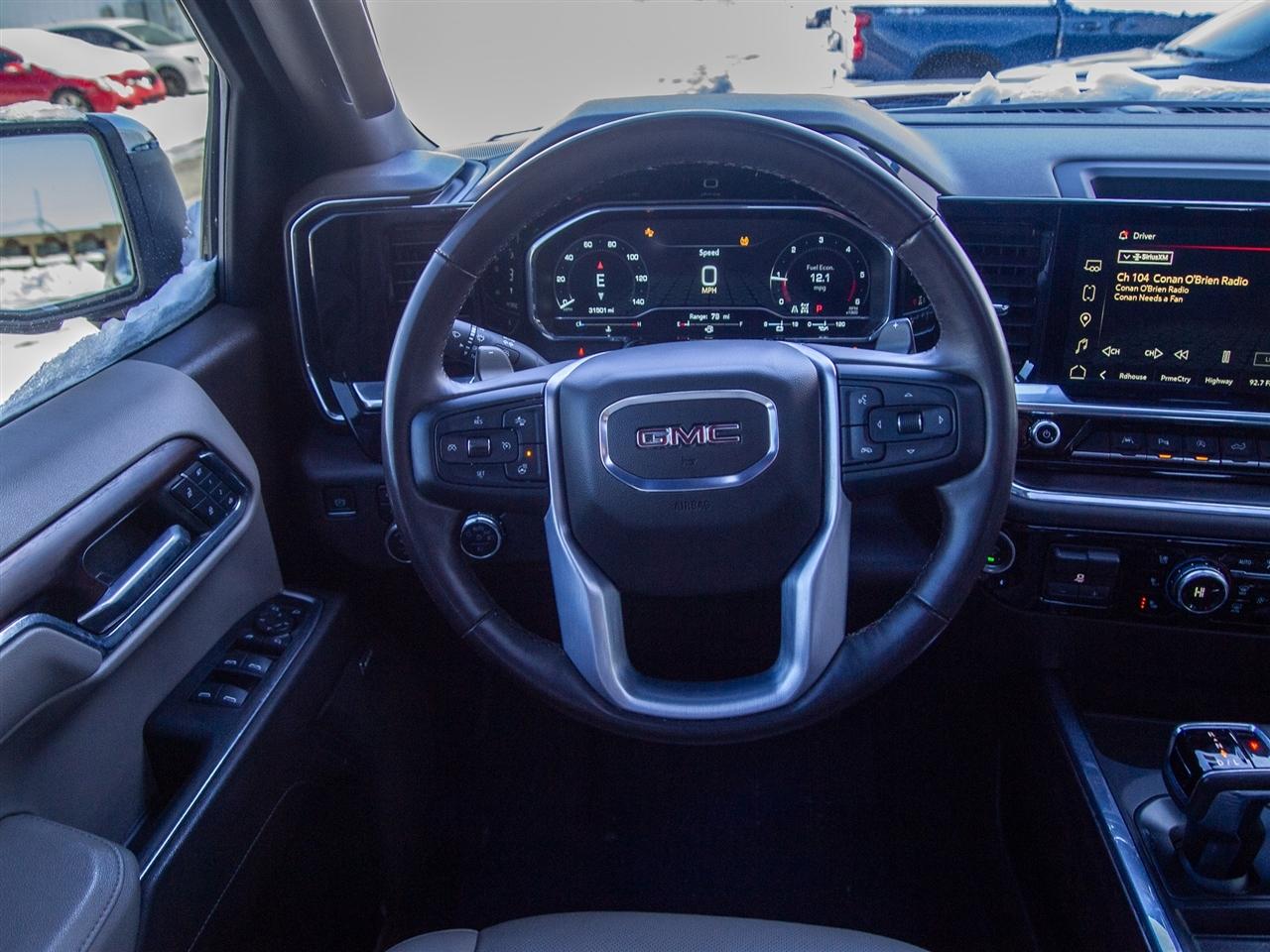 GMC Sierra 1500 4WD Crew Cab 147" SLT 2024