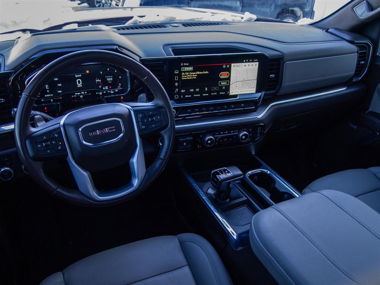 GMC Sierra 1500 4WD Crew Cab 147" SLT 2024