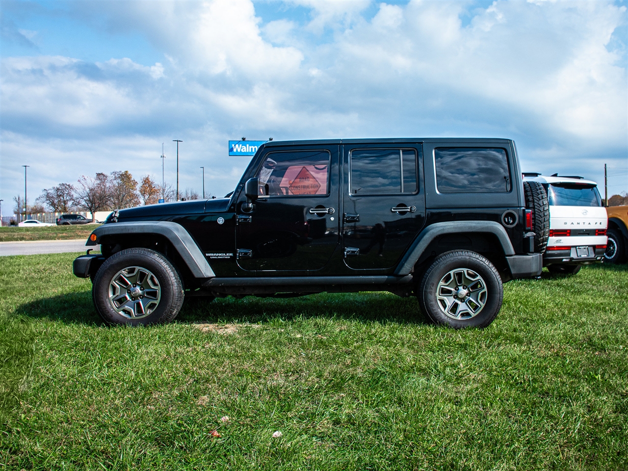 Jeep Wrangler Unlimited 4WD 4dr Rubicon 2014