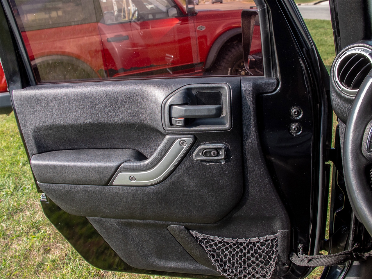 Jeep Wrangler Unlimited 4WD 4dr Rubicon 2014