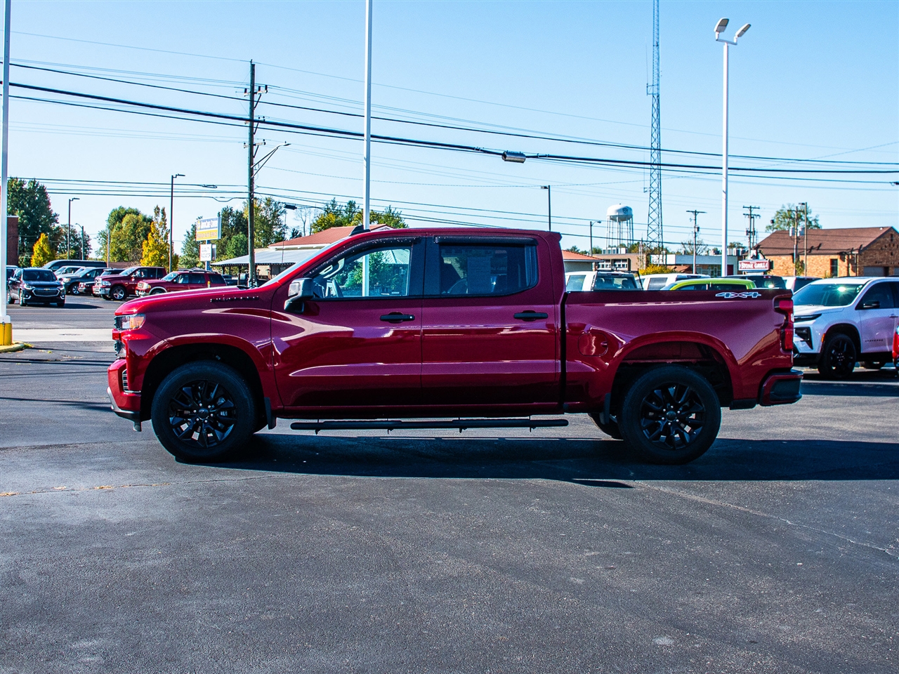 Chevrolet Silverado 1500 4WD Crew Cab 147" Custom 2021 Chevrolet Silverado 1500 4WD Crew Cab 147" Custom 2021