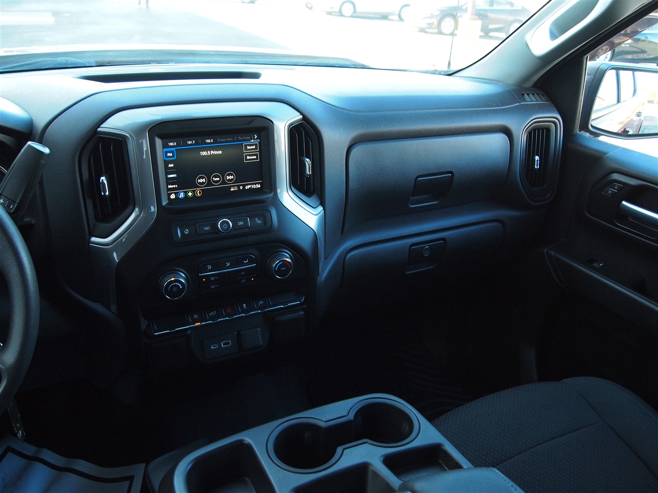 Chevrolet Silverado 1500 4WD Crew Cab 147" Custom 2021 Chevrolet Silverado 1500 4WD Crew Cab 147" Custom 2021